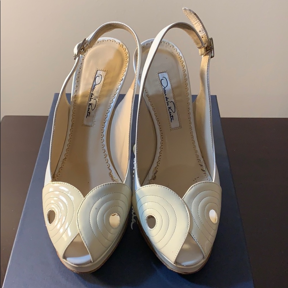 Oscar de la Renta Slingback Heel - Picture 2 of 8